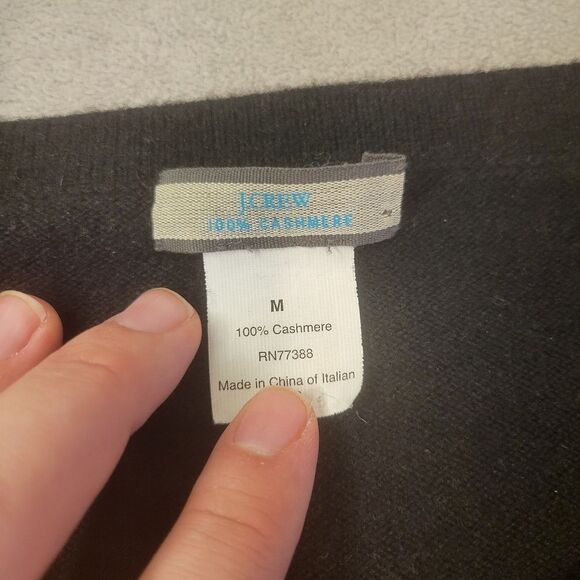 J Crew Black Cashmere Sweater Size Medium - Picture 2 of 5